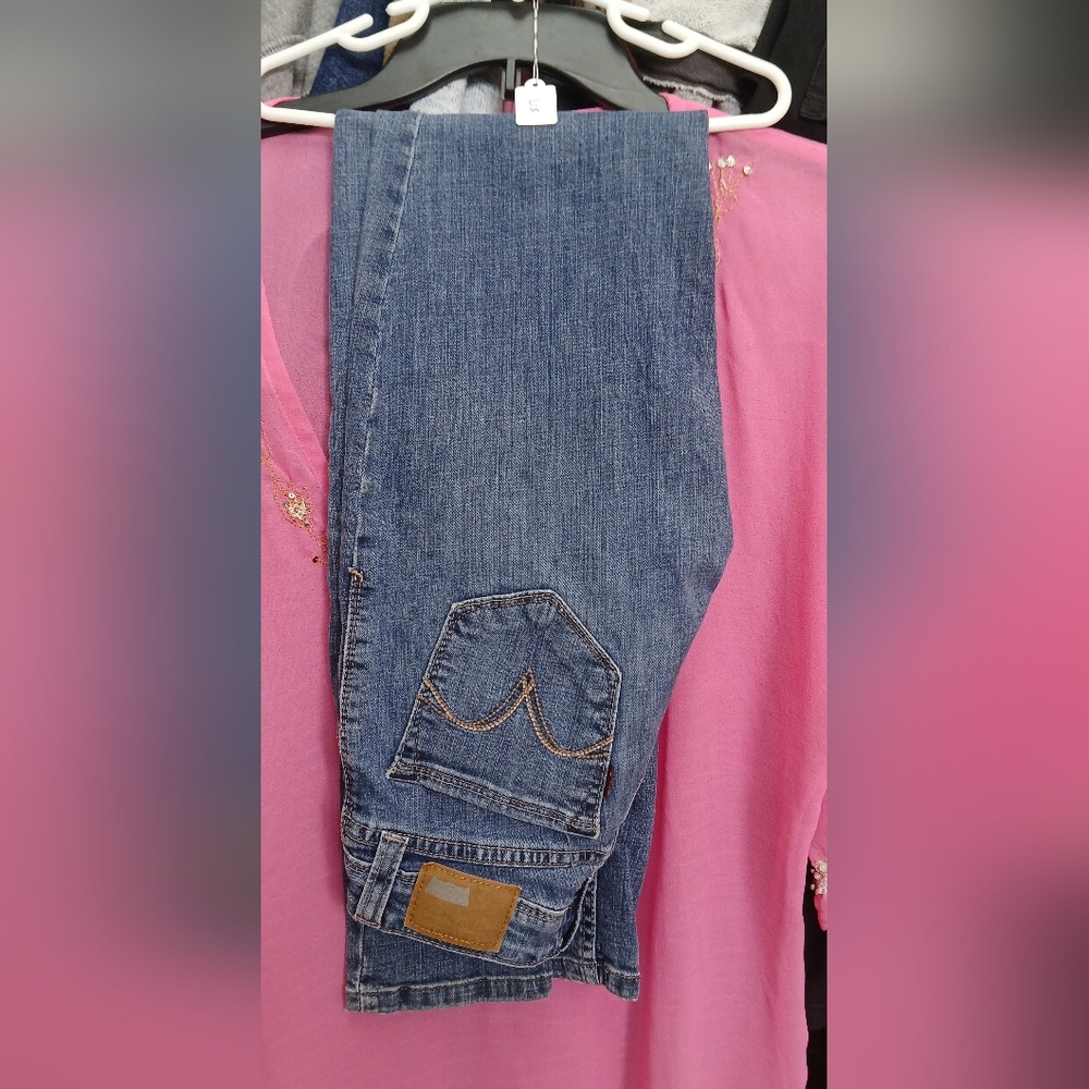 Levi's Blue Skinny Jeans with Classic Denim Style